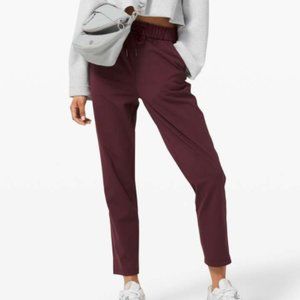 Lululemon Keep Moving Pant 28” in Cassis